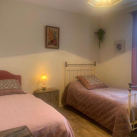 Treignac Tourelles Apartment Exterior photo