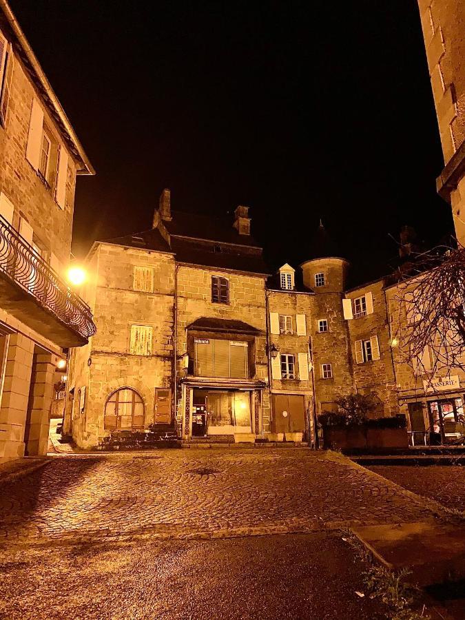 Treignac Tourelles Apartment Exterior photo